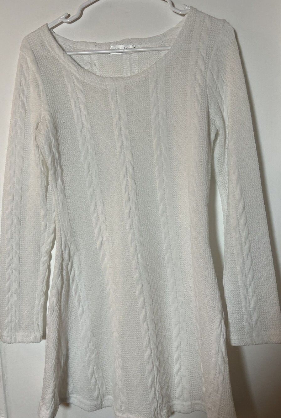 Moking Top Women’s White Cable Knit Style Sweater Tunic/dress . Light Sheer. M